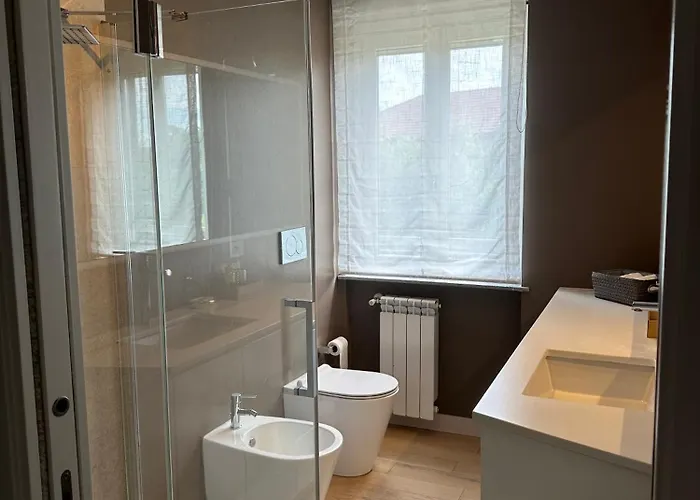 The Captain Marina Next To Verbella Leonardo Academy Mxp Apartament Sesto Calende